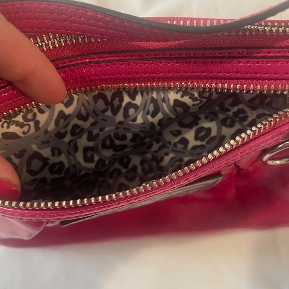 2000’s Vintage Coach Poppy Wristlet - Picture 6 of 6